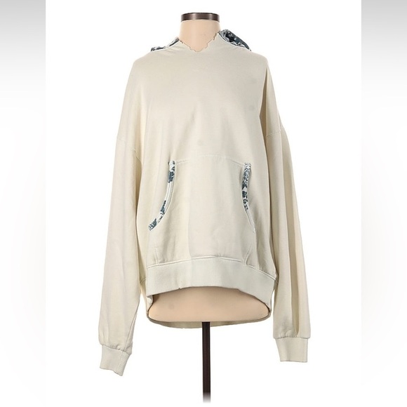 NWT Free People It's A Vibe Printed Hoodie Ivory Blue Star Sweatshirt - Picture 4 of 12